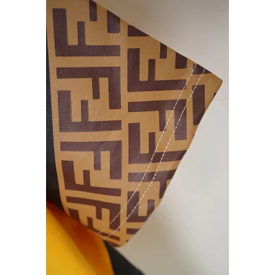 Футболка Fendi Three Colors With Brand Print "White" фото № 3 Футболка Fendi Three Colors With Brand Print "White" фото № 3