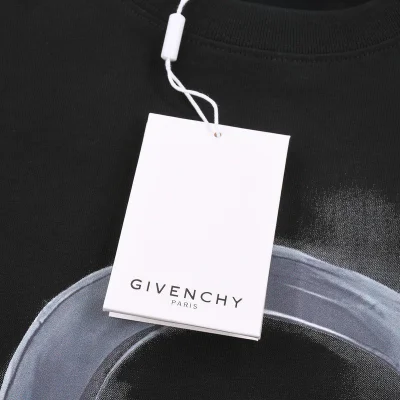 Футболка Givenchy Letter-Print "Black" фото № 8 Футболка Givenchy Letter-Print "Black" фото № 8