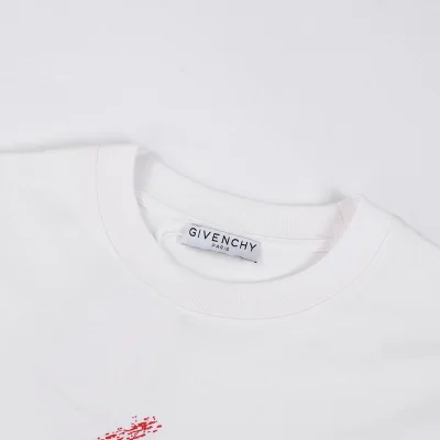 Футболка Givenchy Colored Rhombus "White" фото № 4 Футболка Givenchy Colored Rhombus "White" фото № 4