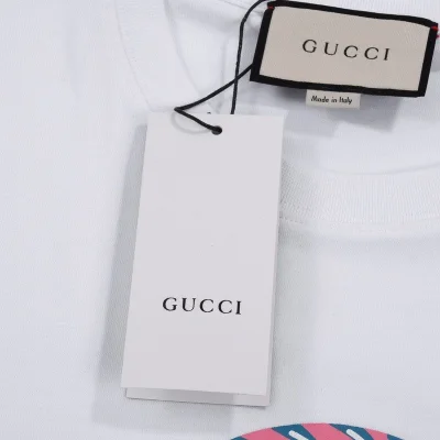 Футболка Gucci With A Feline Print "White" фото № 4 Футболка Gucci With A Feline Print "White" фото № 4