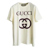 Футболка Gucci With Large Purple Brand Logo Футболка Gucci With Large Purple Brand Logo