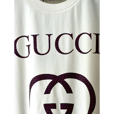 Футболка Gucci With Large Purple Brand Logo "Cream" фото № 6