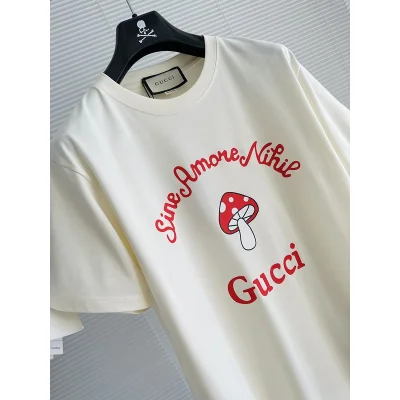 Футболка Gucci With A Fly Agaric Print "Cream" фото № 3