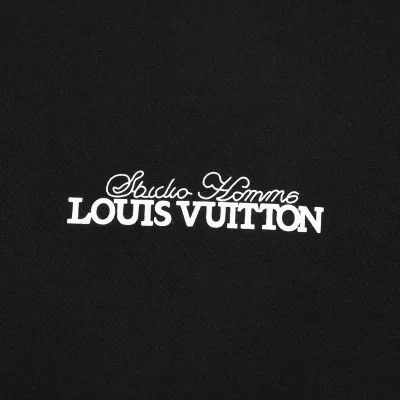 Футболка Louis Vuitton With Text Print On The Side "Black" фото № 5