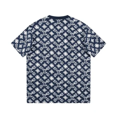 Футболка Louis Vuitton With A Patterned Logo Print "Blue/White" фото № 5