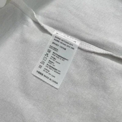 Футболка Pleasures Smiling Apple "White" фото № 2 Футболка Pleasures Smiling Apple "White" фото № 2