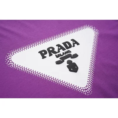 Футболка Prada Coat Of Arms Logo "Violet" фото № 5 Футболка Prada Coat Of Arms Logo "Violet" фото № 5