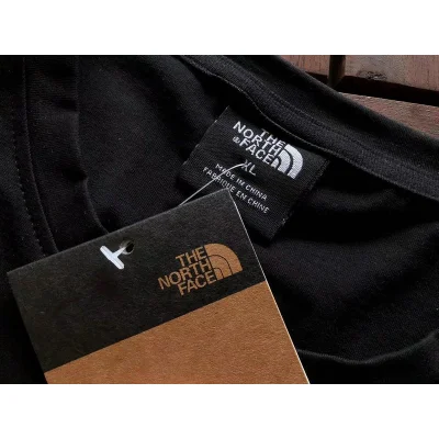 Футболка The North Face Mountains With Logo "Black" фото № 3