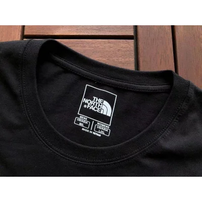 Футболка The North Face Man On Crag "Black" фото № 3