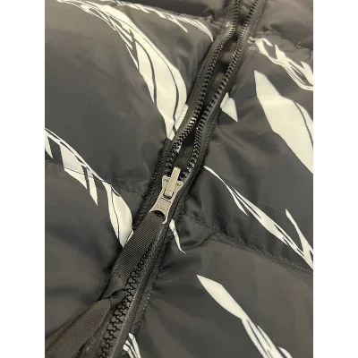 Пуховик The North Face 700 Zebra "Black" фото № 6 Пуховик The North Face 700 Zebra "Black" фото № 6