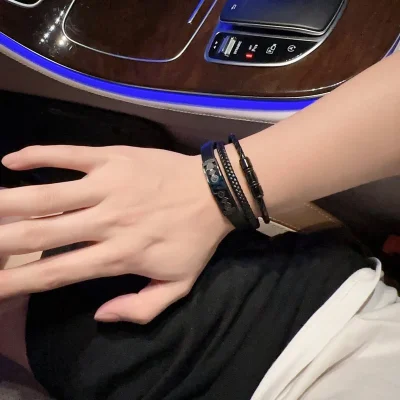 Браслет Louis Vuitton Multiple Details "Black" фото № 6 Браслет Louis Vuitton Multiple Details "Black" фото № 6