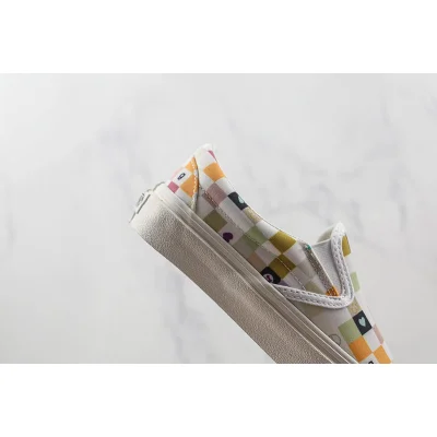 Vans Slip-On "Pink/White/Grey" фото № 3 Vans Slip-On "Pink/White/Grey" фото № 3