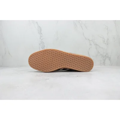 Adidas Gazelle "Cream Beige/Navy/Red" фото № 8 Adidas Gazelle "Cream Beige/Navy/Red" фото № 8