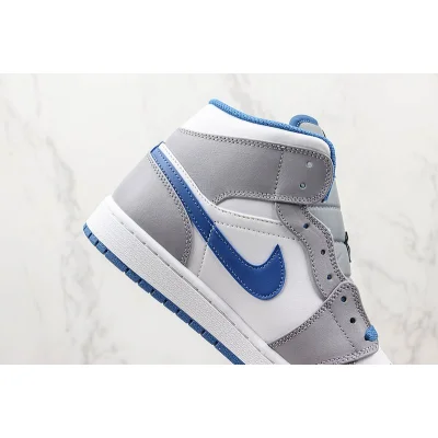 Air Jordan 1 Mid "True Blue/Cement Grey" фото № 4
