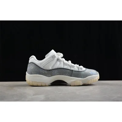 Air Jordan 11 Low "CNY Year of the Snake" фото № 7