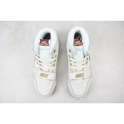 Air Jordan Legacy 312 High "White/Haze Grey/Pine Green" фото № 7 Air Jordan Legacy 312 High "White/Haze Grey/Pine Green" фото № 7