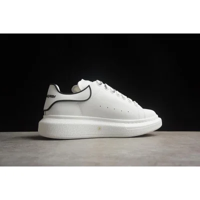 Alexander McQueen Oversized Sneaker "White" фото № 2