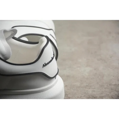 Alexander McQueen Oversized Sneaker "White" фото № 9