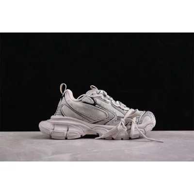 Balenciaga 3XL Sneaker "Worn-Out/Beige" фото № 2