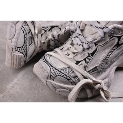 Balenciaga 3XL Sneaker "Worn-Out/Beige" фото № 3