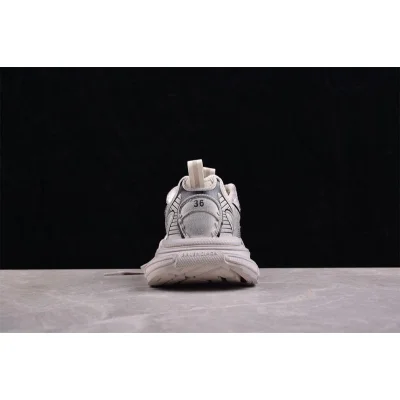 Balenciaga 3XL Sneaker "Worn-Out/Beige" фото № 5