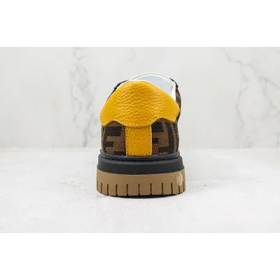 Fendi Roma 2023 "Black/Brown/White/Yellow" фото № 9