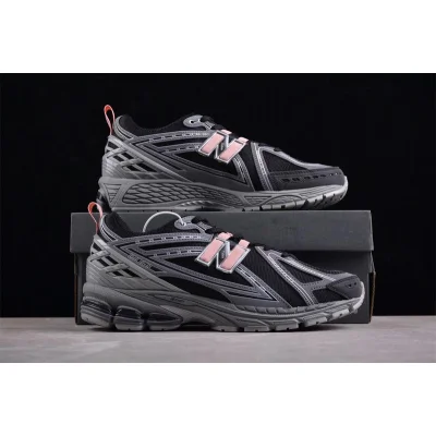 New Balance 1906R "Black/Pink Moon" фото № 5 New Balance 1906R "Black/Pink Moon" фото № 5