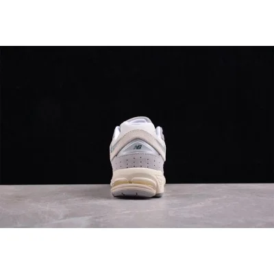 New Balance 2002R "Linen" фото № 5