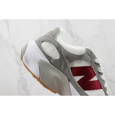 AURALEE x New Balance Warped Runner "Sea Salt/Sandstone" фото № 3