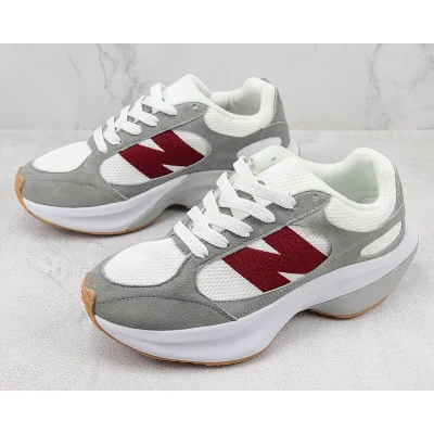 AURALEE x New Balance Warped Runner "Sea Salt/Sandstone" фото № 5