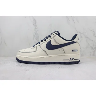 Supreme x Nike Air Force 1 Low "Off White/Dark Blue" фото № 2