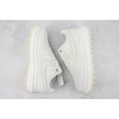 Nike Air Force 1 Low "Luxe Summit White" фото № 6