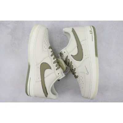 Nike Air Force 1 Low "White/Marsh" фото № 6