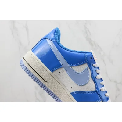 Nike Air Force 1 Low "Light Photo Blue" фото № 3 Nike Air Force 1 Low "Light Photo Blue" фото № 3