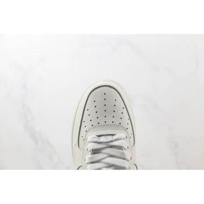 Nike Air Force 1 Low "Silver Snow" фото № 4