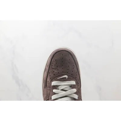 Nike Air Force 1 07 Low "Chocolate/White" фото № 4 Nike Air Force 1 07 Low "Chocolate/White" фото № 4