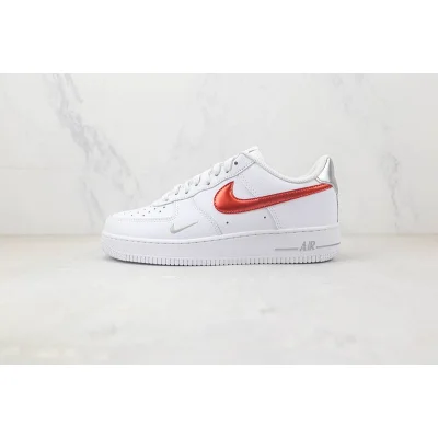 Nike Air Force 1 07 "White/Picante Red/Silver" фото № 2 Nike Air Force 1 07 "White/Picante Red/Silver" фото № 2