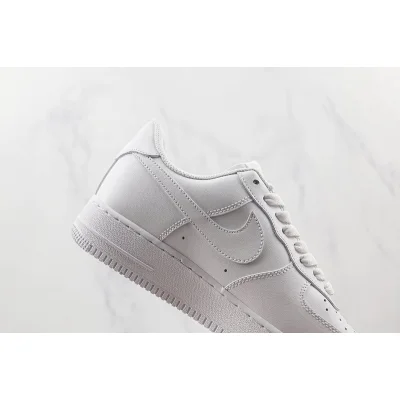 Nike Air Force 1 Low "Triple White" фото № 3