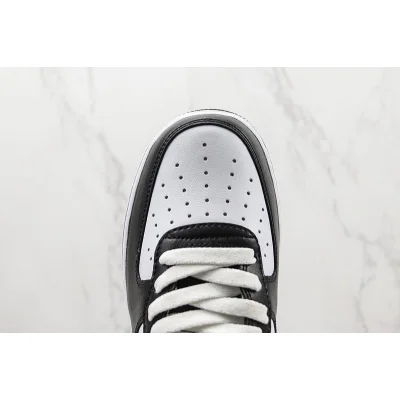 Terror Squad x Nike Air Force 1 Low "Black and White" фото № 4