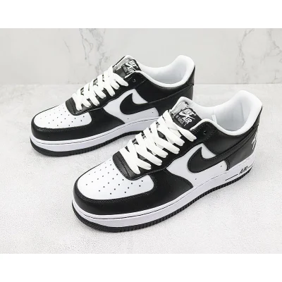 Terror Squad x Nike Air Force 1 Low "Black and White" фото № 5