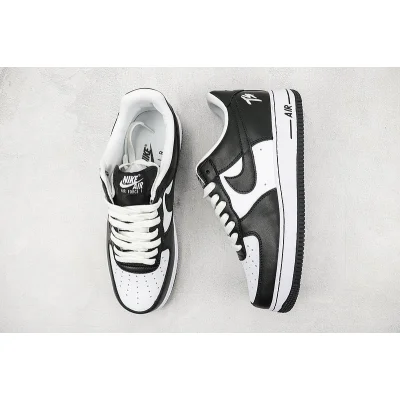 Terror Squad x Nike Air Force 1 Low "Black and White" фото № 7