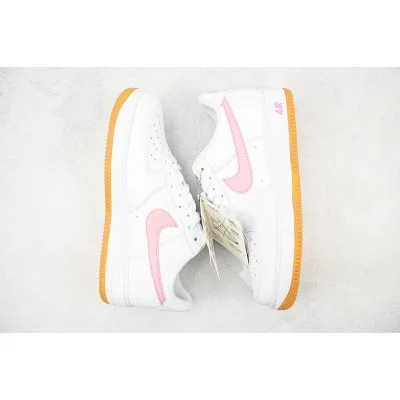 Nike Air Force 1 Low Retro "Valentines Day/White/Pink" фото № 7 Nike Air Force 1 Low Retro "Valentines Day/White/Pink" фото № 7