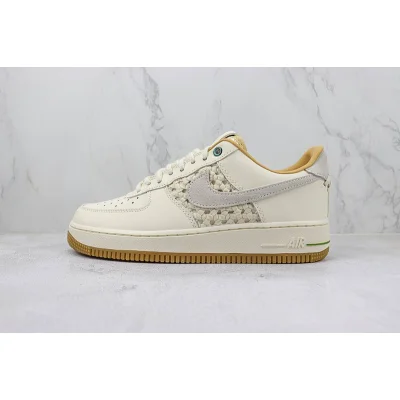 Nike Air Force 1 Low "NAI-KE Beige" фото № 2