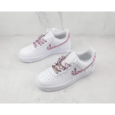 Nike Air Force 1 Low "White/Pink Tiger" фото № 5