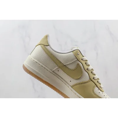 Nike Air Force 1 Low "Lemon" фото № 3 Nike Air Force 1 Low "Lemon" фото № 3