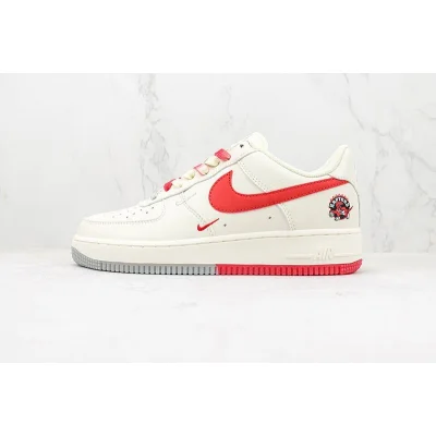 Nike Air Force 1 Low "Rice/Metallic Silver/Red" фото № 2