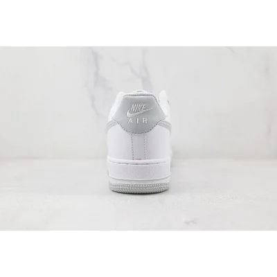 Nike Air Force 1 Low "Pure Platinum" фото № 9 Nike Air Force 1 Low "Pure Platinum" фото № 9