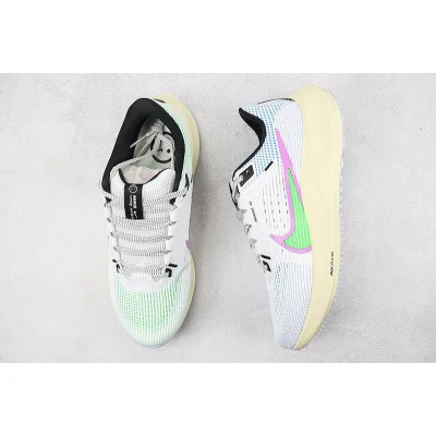 Nike Air Zoom Pegasus 40 "Multi-Color/White" фото № 6 Nike Air Zoom Pegasus 40 "Multi-Color/White" фото № 6