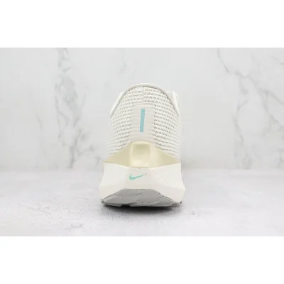 Nike Air Zoom Pegasus 40 "White/Ice Blue/Ivory Mesh" фото № 9