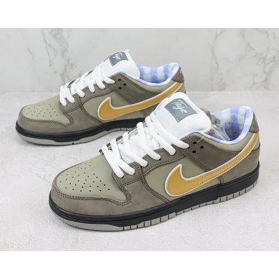 Tagz Footwear x Nike Dunk Low "Grey Lobster" фото № 5 Tagz Footwear x Nike Dunk Low "Grey Lobster" фото № 5